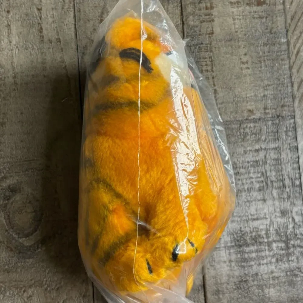 Vintage 1981 GARFIELD Graduation Cap Stuffed 6